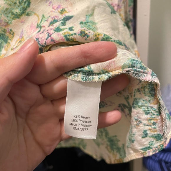 LC Lauren Conrad Women’s Floral 3/4 Sleeve Top - Picture 5 of 9